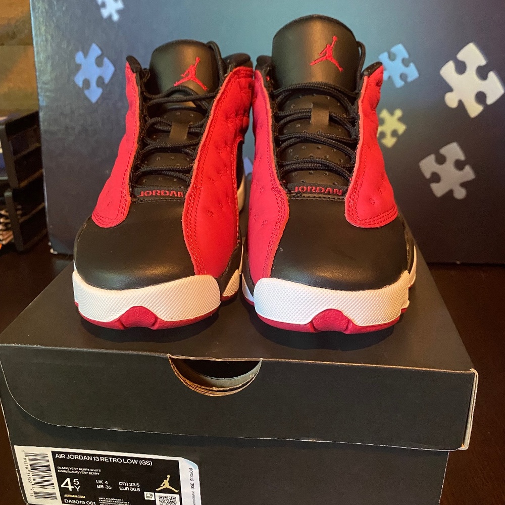 Nike Air Jordan 13 Retro Low Black Very Berry White Youth 4.5 Women 6.5 NWB